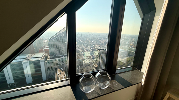 Medium property photo - Anna van Buerenplein, 2595 DE Den Haag